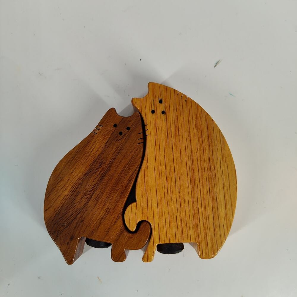 Vintage Wooden Cat Salt and Pepper Shakers 4” Tall Kitten Kitty